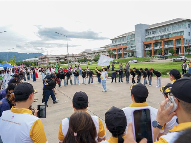 ศูนย์สิ่งแวดล้อมและการจัดการที่ยั่งยืน มหาวิทยาลัยพะเยา ร่วมประเพณีเดินขึ้น ม. ประจำปี 2568