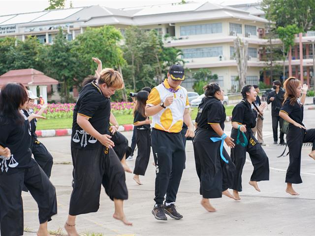 ศูนย์สิ่งแวดล้อมและการจัดการที่ยั่งยืน มหาวิทยาลัยพะเยา ร่วมประเพณีเดินขึ้น ม. ประจำปี 2568