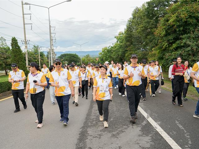 ศูนย์สิ่งแวดล้อมและการจัดการที่ยั่งยืน มหาวิทยาลัยพะเยา ร่วมประเพณีเดินขึ้น ม. ประจำปี 2568