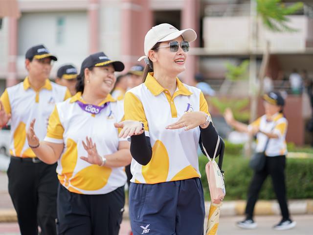 ศูนย์สิ่งแวดล้อมและการจัดการที่ยั่งยืน มหาวิทยาลัยพะเยา ร่วมประเพณีเดินขึ้น ม. ประจำปี 2568
