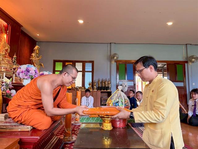 วิทยาลัยการศึกษา ถวายเทียนพรรษา สืบสานพุทธประเพณี เนื่องในเทศกาลเข้าพรรษา