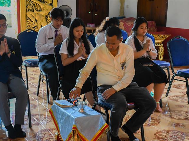 วิทยาลัยการศึกษา ถวายเทียนพรรษา สืบสานพุทธประเพณี เนื่องในเทศกาลเข้าพรรษา