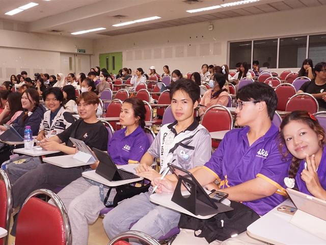 สาขาวิชาภาษาอังกฤษ คณะศิลปศาสตร์ จัดโครงการเตรียมความพร้อมเพื่อการทดสอบวัดระดับภาษาอังกฤษตามมาตรฐานสากล "ตะลุยข้อสอบ TOEIC"