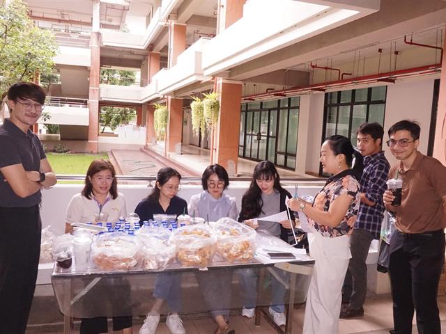 สาขาวิชาภาษาอังกฤษ คณะศิลปศาสตร์ จัดโครงการเตรียมความพร้อมเพื่อการทดสอบวัดระดับภาษาอังกฤษตามมาตรฐานสากล "ตะลุยข้อสอบ TOEIC"