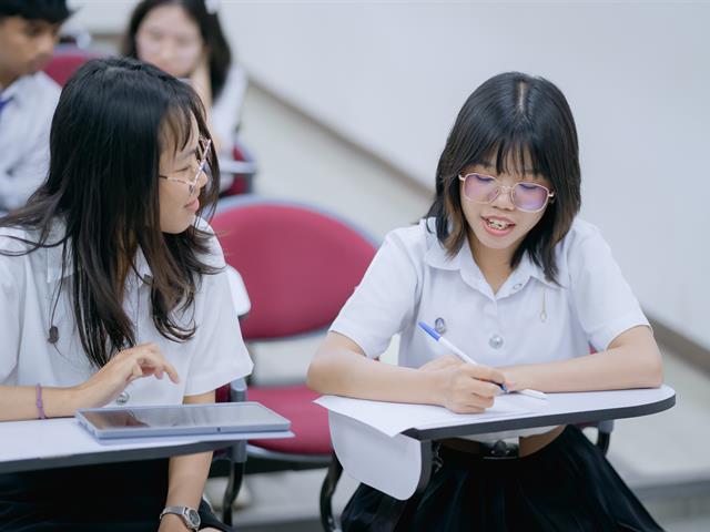 คำถามกฎหมายเนื่องในวันรพี