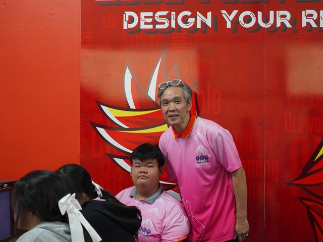Comp Camp สัญจร