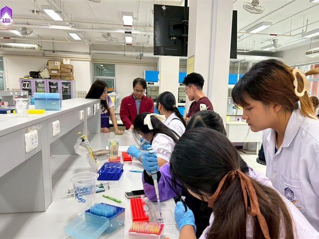 คณะวิทยาศาสตร์การแพทย์เปิดบ้านต้อนรับนักเรียนและคณะครูจากโรงเรียนพะเยาพิทยาคม