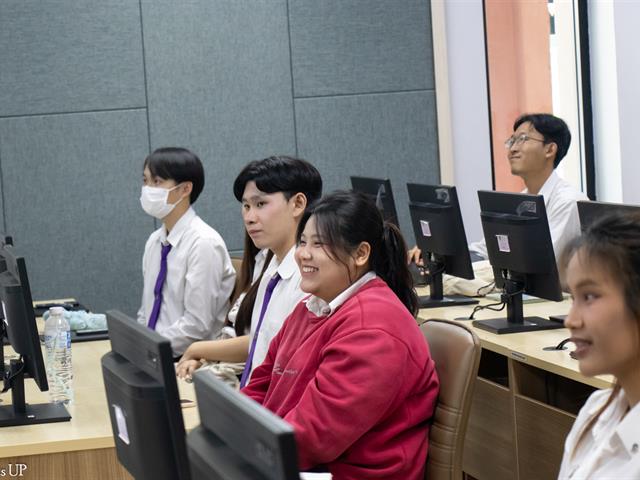 คณะศิลปศาสตร์ให้การต้อนรับโรงแรมอนันตราเชียงใหม่รีสอร์ท เพื่อประชาสัมพันธ์การเปิดรับสมัครนักศึกษาฝึกงาน