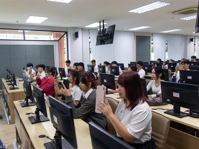 คณะศิลปศาสตร์ให้การต้อนรับโรงแรมอนันตราเชียงใหม่รีสอร์ท เพื่อประชาสัมพันธ์การเปิดรับสมัครนักศึกษาฝึกงาน