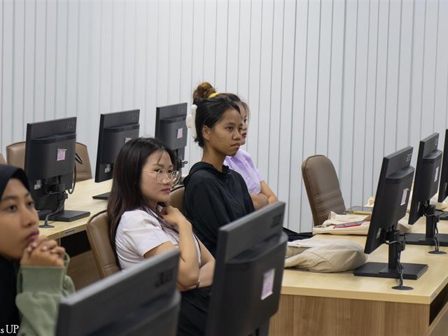 คณะศิลปศาสตร์ให้การต้อนรับโรงแรมอนันตราเชียงใหม่รีสอร์ท เพื่อประชาสัมพันธ์การเปิดรับสมัครนักศึกษาฝึกงาน