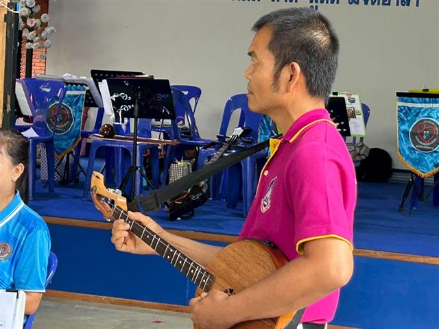 คณะรัฐศาสตร์และสังคมศาสตร์ 