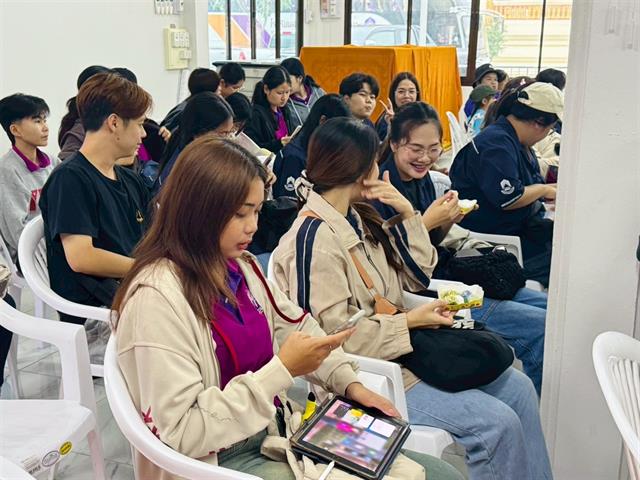 คณะรัฐศาสตร์และสังคมศาสตร์ 