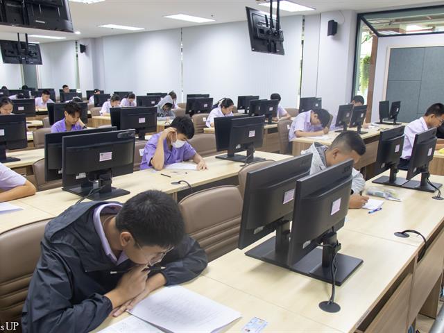 ศูนย์ภาษา คณะศิลปศาสตร์ จัดสอบวัดความรู้ภาษาอังกฤษ แก่นักเรียนระดับชั้นมัธยมศึกษา ปีที่ 4-6 โรงเรียนสาธิต มหาวิทยาลัยพะเยา