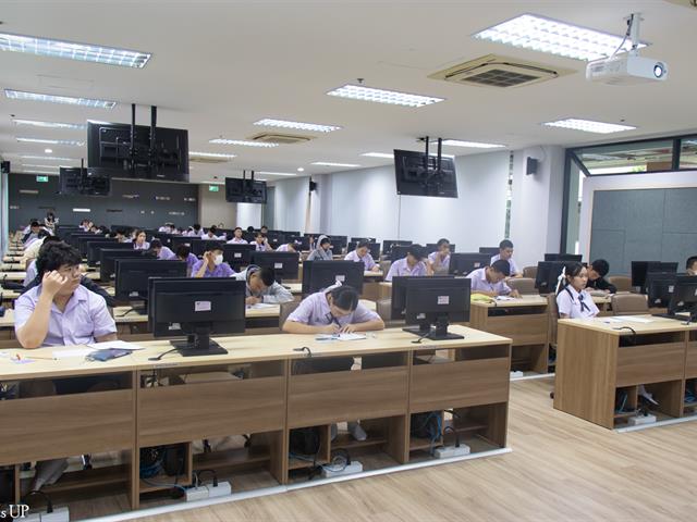ศูนย์ภาษา คณะศิลปศาสตร์ จัดสอบวัดความรู้ภาษาอังกฤษ แก่นักเรียนระดับชั้นมัธยมศึกษา ปีที่ 4-6 โรงเรียนสาธิต มหาวิทยาลัยพะเยา