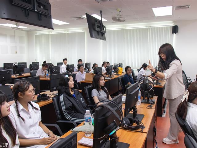 ศูนย์ภาษา คณะศิลปศาสตร์ จัดโครงการอบรมภาษาต่างประเทศ “ปรับพื้นฐานภาษาจีนแบบเข้ม”