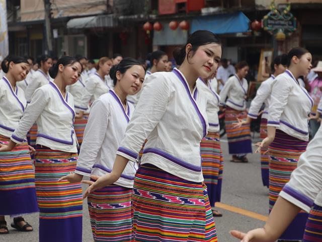 คณะรัฐศาสตร์และสังคมศาสตร์ 