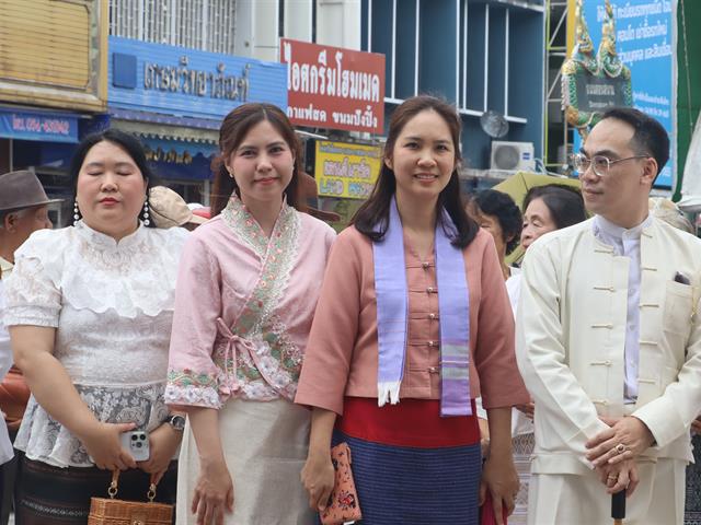 คณะรัฐศาสตร์และสังคมศาสตร์ 