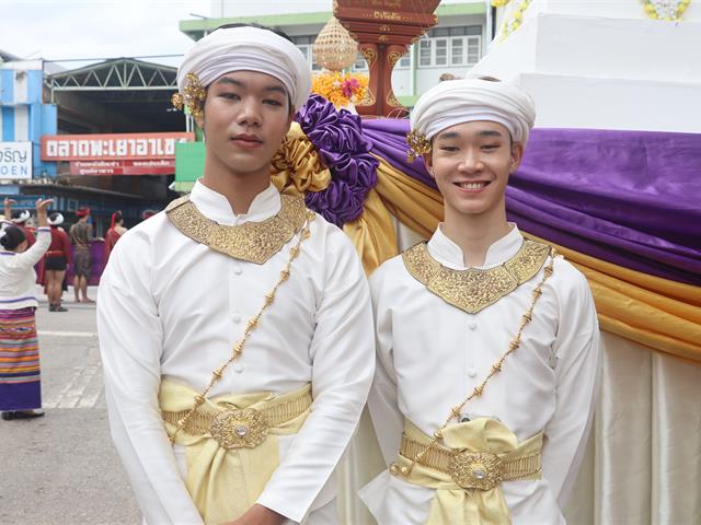 คณะรัฐศาสตร์และสังคมศาสตร์ 