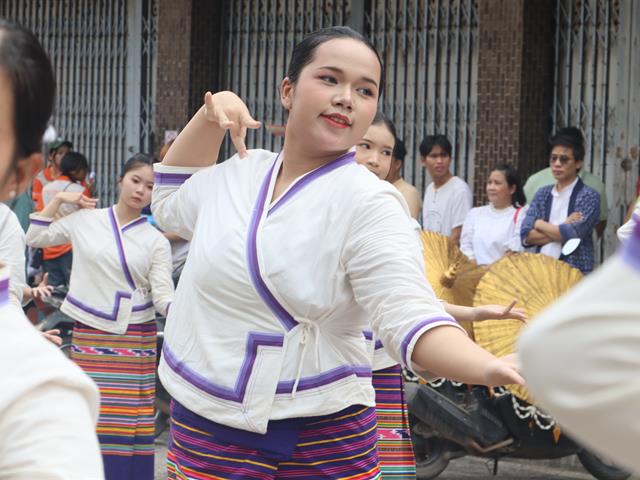 คณะรัฐศาสตร์และสังคมศาสตร์ 