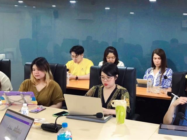 หลักสูตรบัณฑิตศึกษา สาขาวิชานวัตกรรมทางเภสัชศาสตร์ Seeing Through the Process: Real-Time Monitoring in Continuous Pharmaceutical Manufacturing