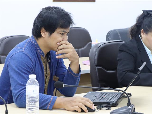 คณะรัฐศาสตร์และสังคมศาสตร์ 