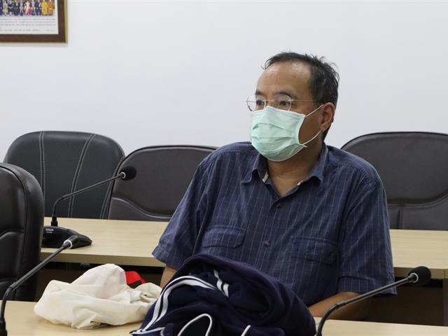 คณะรัฐศาสตร์และสังคมศาสตร์ 