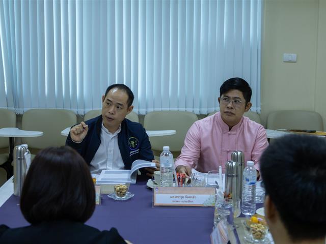 คณะศิลปศาสตร์รับการตรวจประเมินการประกันคุณภาพการศึกษาภายใน ระดับหลักสูตร ประจำปีการศึกษา 2567 เพิ่มเติม 5 หลักสูตร