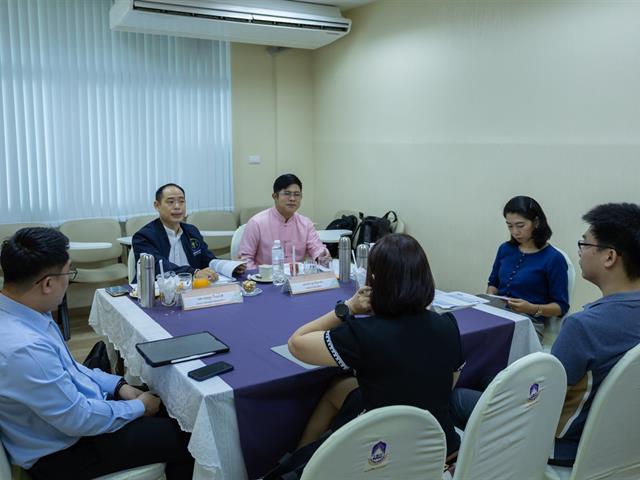 คณะศิลปศาสตร์รับการตรวจประเมินการประกันคุณภาพการศึกษาภายใน ระดับหลักสูตร ประจำปีการศึกษา 2567 เพิ่มเติม 5 หลักสูตร