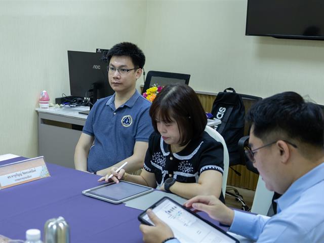 คณะศิลปศาสตร์รับการตรวจประเมินการประกันคุณภาพการศึกษาภายใน ระดับหลักสูตร ประจำปีการศึกษา 2567 เพิ่มเติม 5 หลักสูตร