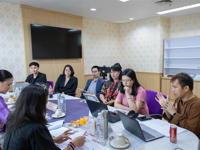 คณะศิลปศาสตร์รับการตรวจประเมินการประกันคุณภาพการศึกษาภายใน ระดับหลักสูตร ประจำปีการศึกษา 2567 เพิ่มเติม 5 หลักสูตร