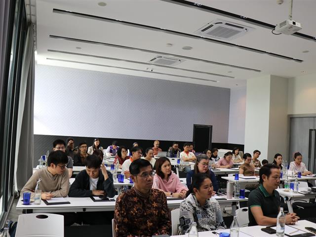 ฝ่ายวิจัย คณะศิลปศาสตร์ จัดเวทีแลกเปลี่ยนเรียนรู้ “แบ่งปันประสบการณ์การวิจัย เพื่อสร้างแรงบันดาลใจ ขยายเครือข่าย และยกระดับคุณภาพผลงานวิจัย”