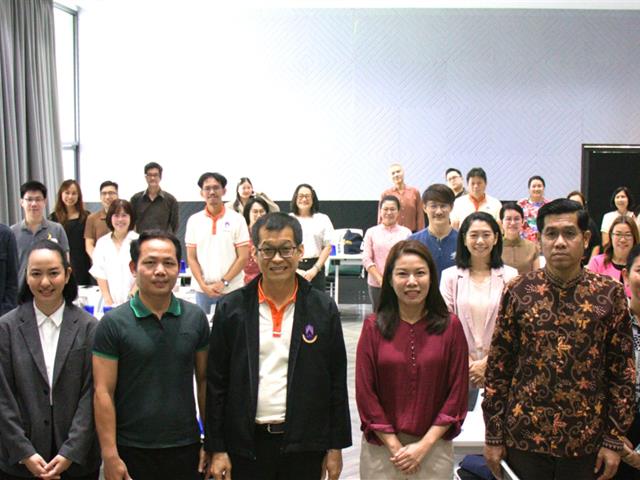 ฝ่ายวิจัย คณะศิลปศาสตร์ จัดเวทีแลกเปลี่ยนเรียนรู้ “แบ่งปันประสบการณ์การวิจัย เพื่อสร้างแรงบันดาลใจ ขยายเครือข่าย และยกระดับคุณภาพผลงานวิจัย”