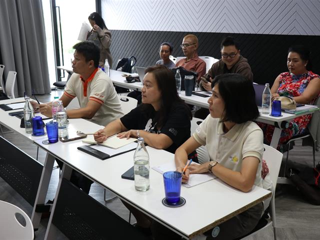ฝ่ายวิจัย คณะศิลปศาสตร์ จัดเวทีแลกเปลี่ยนเรียนรู้ “แบ่งปันประสบการณ์การวิจัย เพื่อสร้างแรงบันดาลใจ ขยายเครือข่าย และยกระดับคุณภาพผลงานวิจัย”