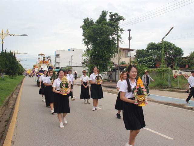 คณะสหเวชศาสตร์ มหาวิทยาลัยพะเยา เข้าร่วมประเพณีแห่ผ้าห่มพระธาตุจอมทอง มหาวิทยาลัยพะเยา ประจำปี 2568