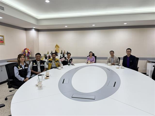อธิการบดีมหาวิทยาลัยพะเยา ต้อบรับ ประธานคณะกรรมการพัฒนาศักยภาพ            เพื่อยกระดับความเข้มแข็งให้กับสถาบันเกษตรกรชาวสวนยาง การยางแห่งประเทศไทย