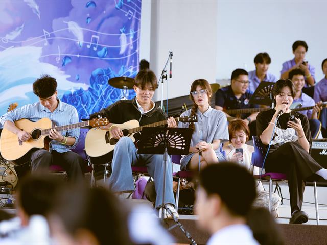 โรงเรียนสาธิตมหาวิทยาลัยพะเยา 