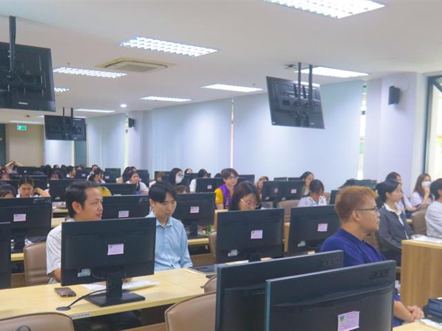 สาขาวิชาภาษาจีน คณะศิลปศาสตร์ ให้การต้อนรับบริษัท E-Optolink (ประเทศไทย)