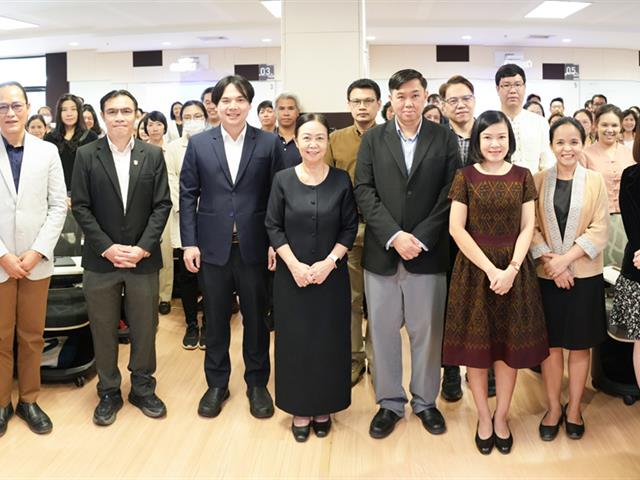 การใช้ AI เพื่อพัฒนาหลักสูตรให้ทันสมัย