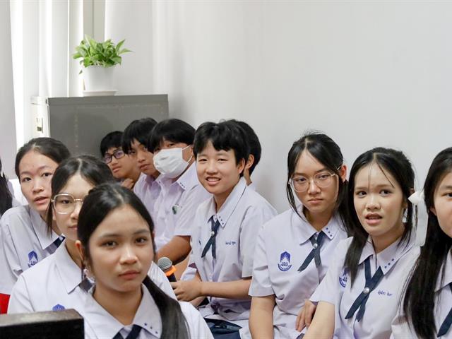 โรงเรียนสาธิตมหาวิทยาลัยพะเยา 