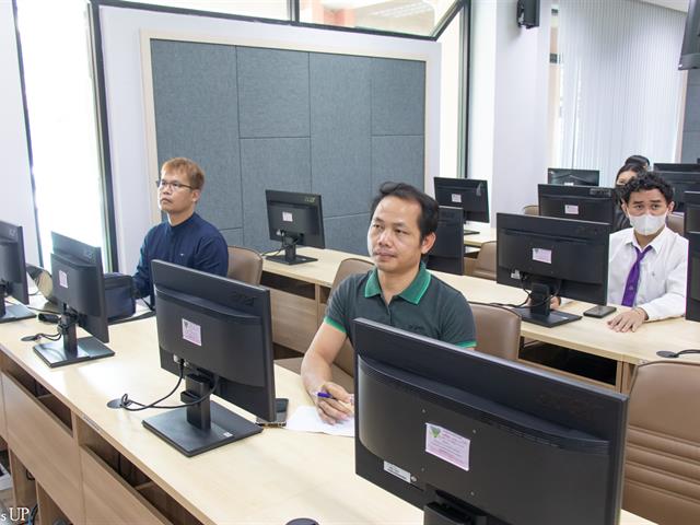 คณะศิลปศาสตร์ให้การต้อนรับ ดร.พิบูลย์ศักดิ์ ลครพล ศิลปินแห่งชาติ สาขาวรรณศิลป์ ในกิจกรรม "นักเขียนพบนักอ่านบนเส้นทางวรรณกรรมวิจารณ์”