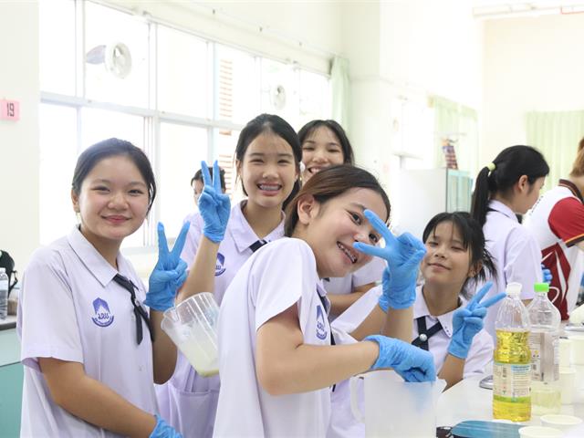 โรงเรียนสาธิตมหาวิทยาลัยพะเยา 