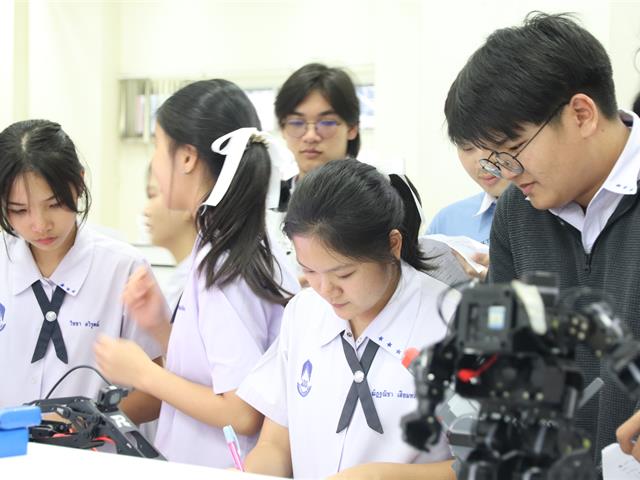 โรงเรียนสาธิตมหาวิทยาลัยพะเยา 