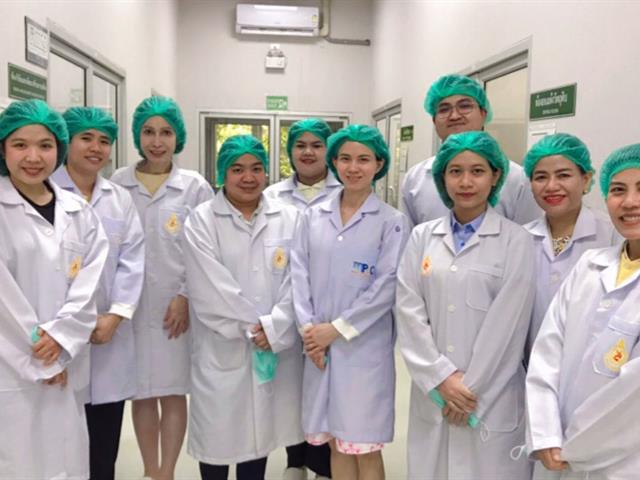 หลักสูตรบัณฑิตศึกษา คณะเภสัชศาสตร์ มหาวิทยาลัยพะเยา จัดกิจกรรมศึกษาดูงาน ณ ศูนย์นวัตกรรมสมุนไพรครบวงจร มหาวิทยาลัยแม่ฟ้าหลวง  