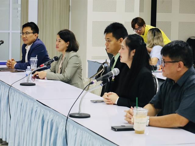 ความร่วมมือทางวิชาการเพื่อพัฒนาศักยภาพบัณฑิตเภสัชศาสตร์ ระหว่าง มหาวิทยาลัยพะเยา และ โรงพยาบาลแพร่