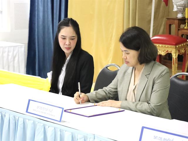 ความร่วมมือทางวิชาการเพื่อพัฒนาศักยภาพบัณฑิตเภสัชศาสตร์ ระหว่าง มหาวิทยาลัยพะเยา และ โรงพยาบาลแพร่