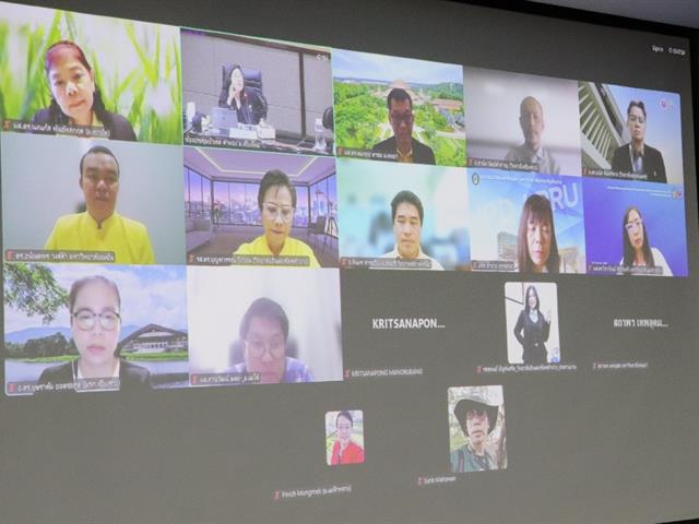 งานวิชาการ คณะศิลปศาสตร์ เข้าร่วมการประชุมติดตามผลการดำเนินโครงการพัฒนาคุณภาพการศึกษาและการพัฒนาท้องถิ่น โดยมีสถาบันอุดมศึกษาเป็นพี่เลี้ยง ประจำปีงบประมาณ 2568
