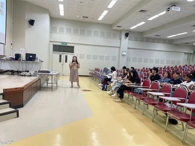 สาขาวิชาอังกฤษ คณะศิลปศาสตร์ จัดโครงการ “อบรมเพื่อพัฒนาทักษะวิชาเอก สาขาวิชาภาษาอังกฤษ สำหรับ 4 ชั้นปี”