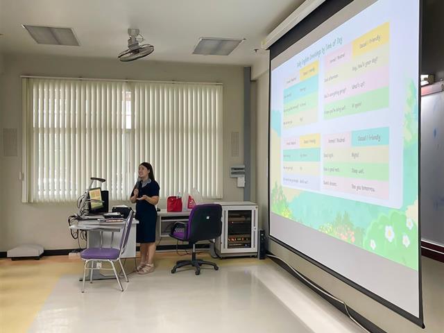 สาขาวิชาอังกฤษ คณะศิลปศาสตร์ จัดโครงการ “อบรมเพื่อพัฒนาทักษะวิชาเอก สาขาวิชาภาษาอังกฤษ สำหรับ 4 ชั้นปี”
