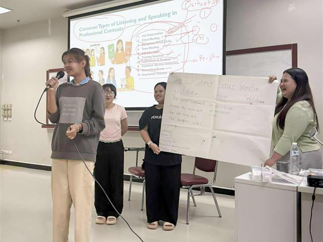 สาขาวิชาอังกฤษ คณะศิลปศาสตร์ จัดโครงการ “อบรมเพื่อพัฒนาทักษะวิชาเอก สาขาวิชาภาษาอังกฤษ สำหรับ 4 ชั้นปี”