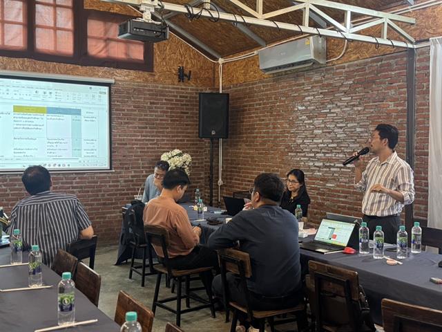 คณะวิศวกรรมศาสตร์ จัดประชุมทบทวนและจัดทำแผนยุทธศาสตร์ ระดมความคิดเห็นในการกำหนดทิศทางพัฒนาเชิงยุทธศาสตร์